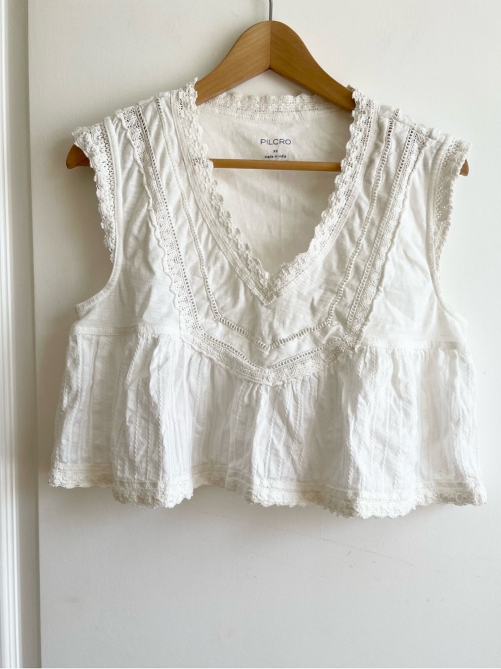 PILCRO Anthropologie Babydoll Eyelet Lace Top Size XS White Prairie Cap Sleeve